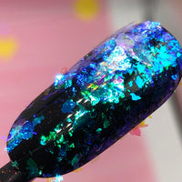 Iridescent Flake Chunky 12 #0612 (0.5gr)