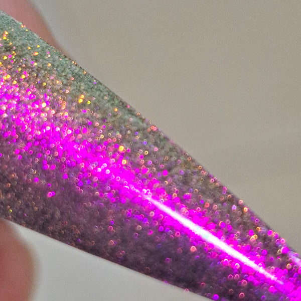 Aurora Ultra Bright Magenta/Orange/Green #815 (0.5gr)