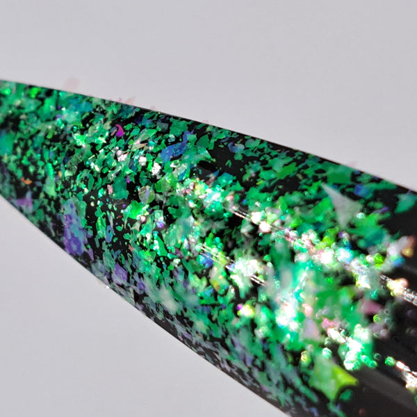 Aurora Flake Fall Garland #0754 (0.5gr)