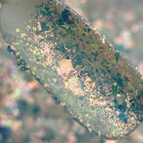 Iridescent Flake Dahlia #0748 (0.5gr)