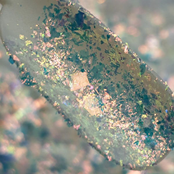 Iridescent Flake Dahlia #0748 (0.5gr)