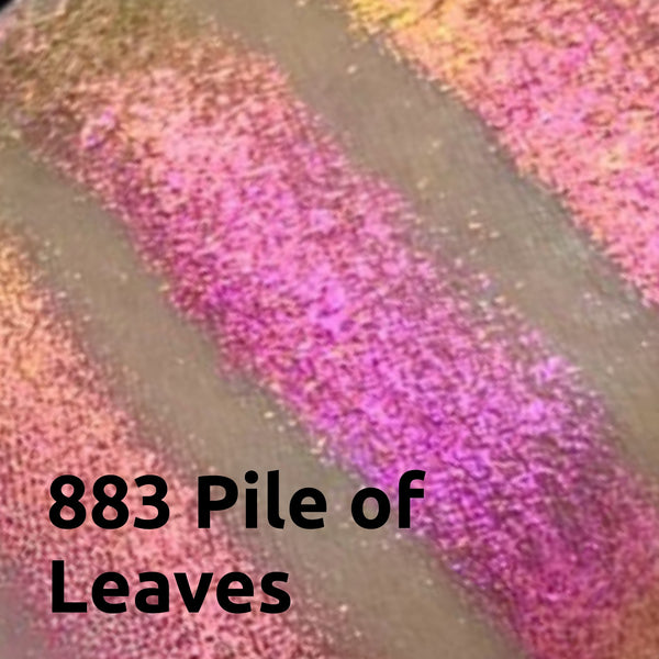 Chameleon + Pile of Leaves #0883 (0.5gr)
