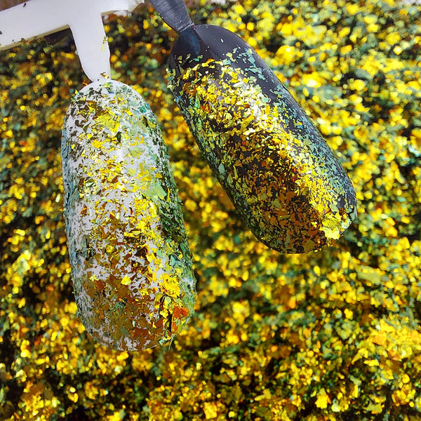 Multicolor Flake Haunted Green #0405 (0.5gr)