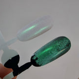 Aurora Smokey Green #0552 (0.5gr)