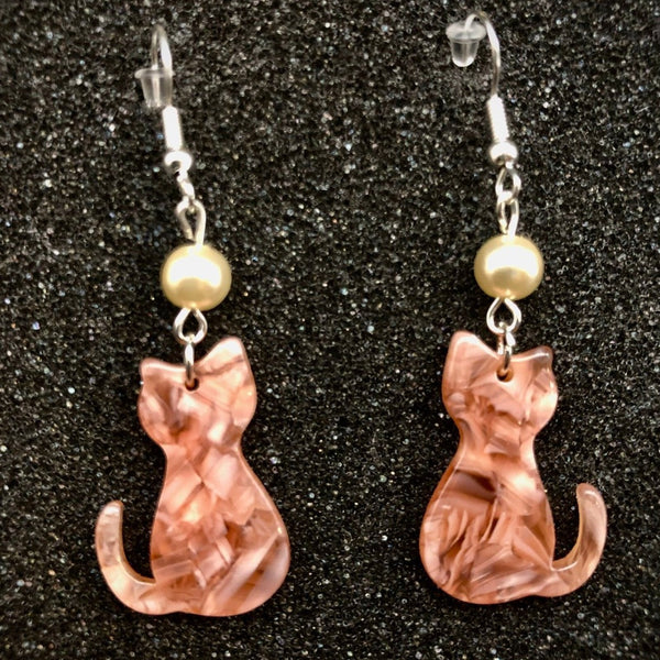 Cat Earrings by Gato Arteiro - Silver, Resin and Pearls