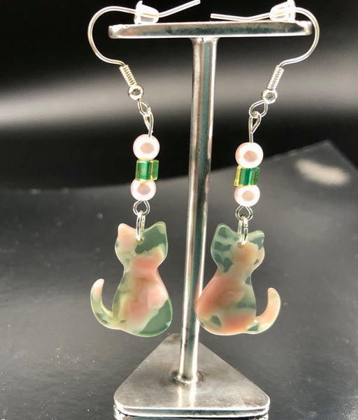 Cat Earrings by Gato Arteiro - Silver, Resin, Pearls and Glass Bead